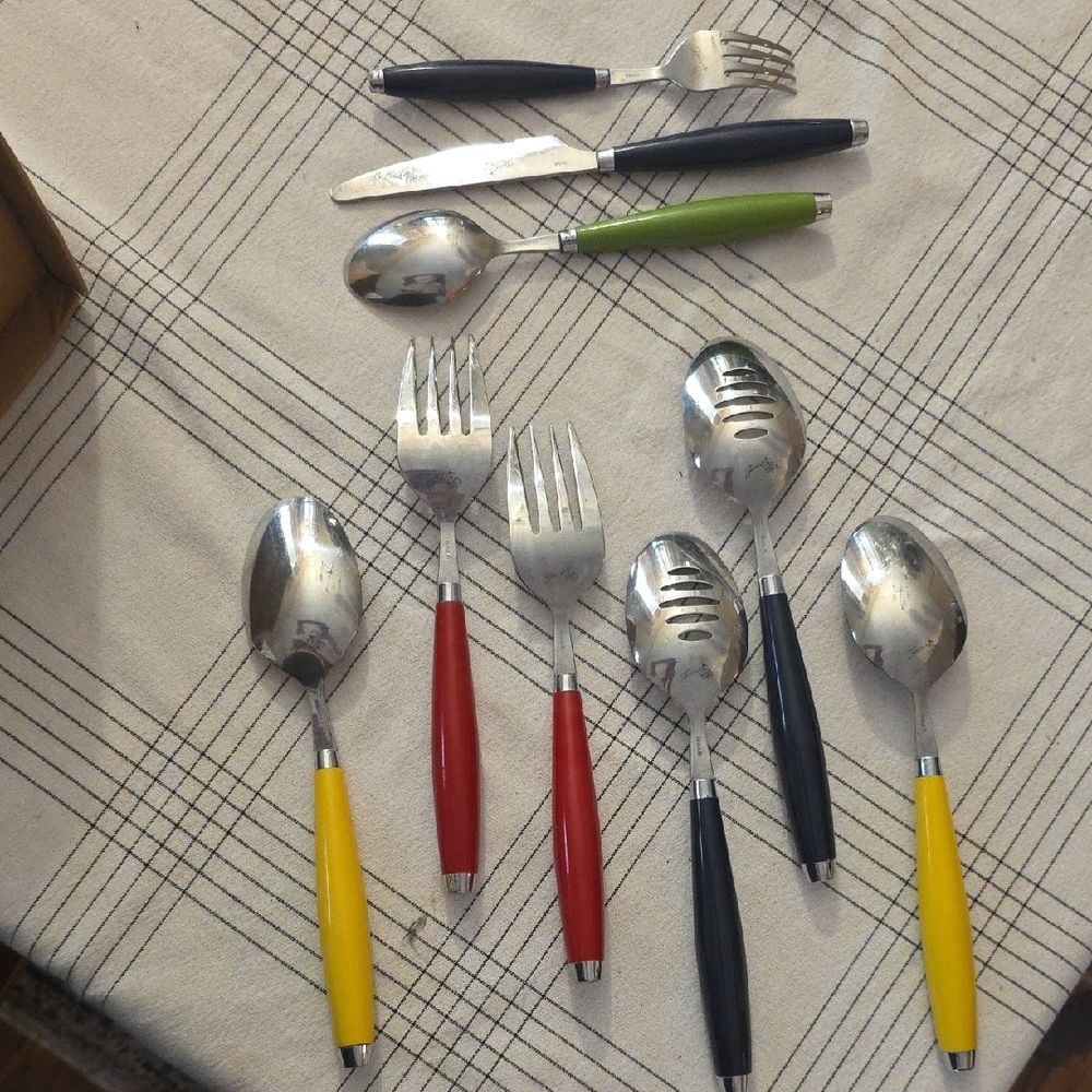 FiestFiestaware Multicolor Flatware Set - Picture 2 of 11